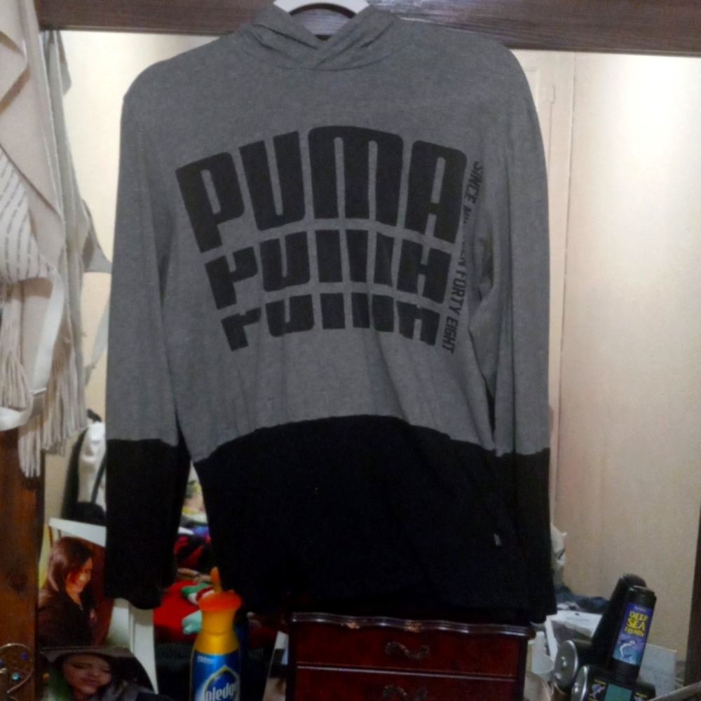 Size small hooded Puma long sleeve tee